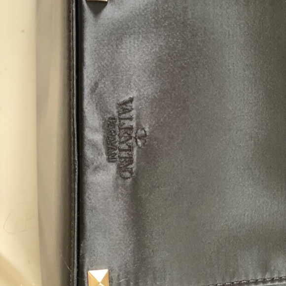 AUTHENTIC VALENTINO VANITY - Picture 5 of 8